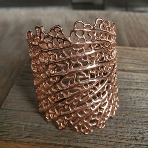 Stella and dot cuff